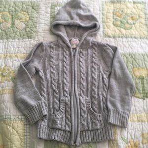 Old Navy Girls size 5t sweater with hoodie